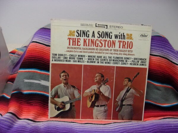 The Kingston Trio - Sing A Song With - Capital Records SKAO 8-2005 - 12" Vinyl